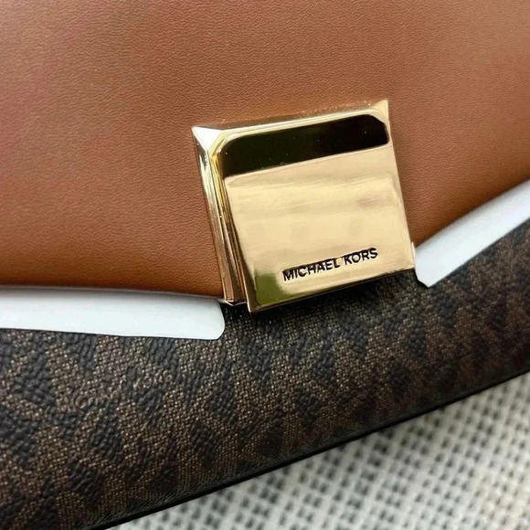Michael Kors Bags Michael Kors Crossbody NWT - Picture 11 of 15